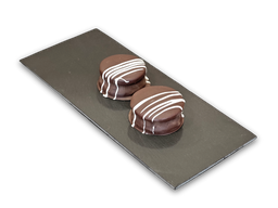 Alfajor bañado en chocolate negro