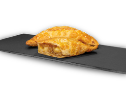 Empanada caprese (copia)